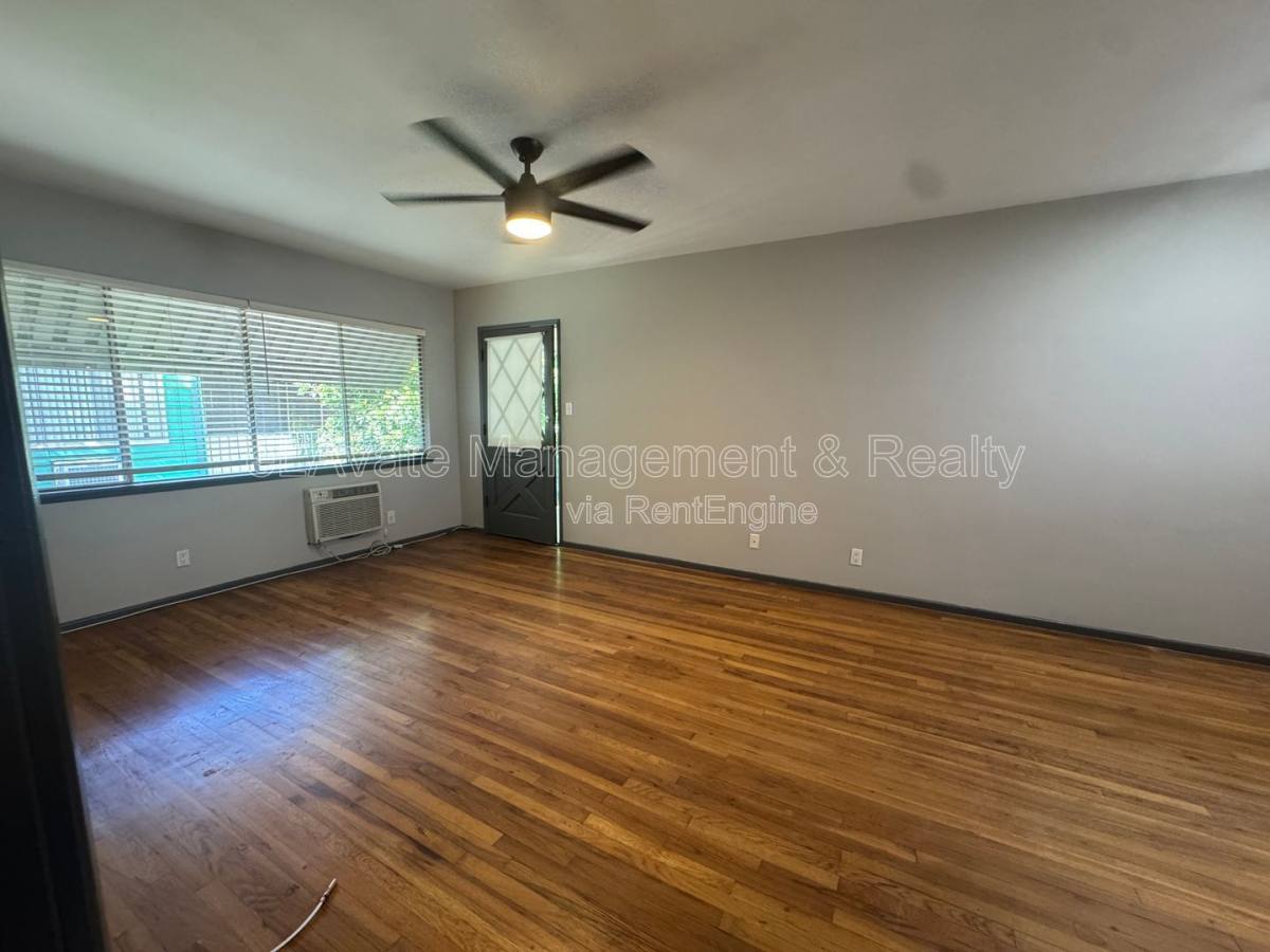 Apartment for rent at 12157 Chandler Blvd #4, Valley Village, CA 91607
