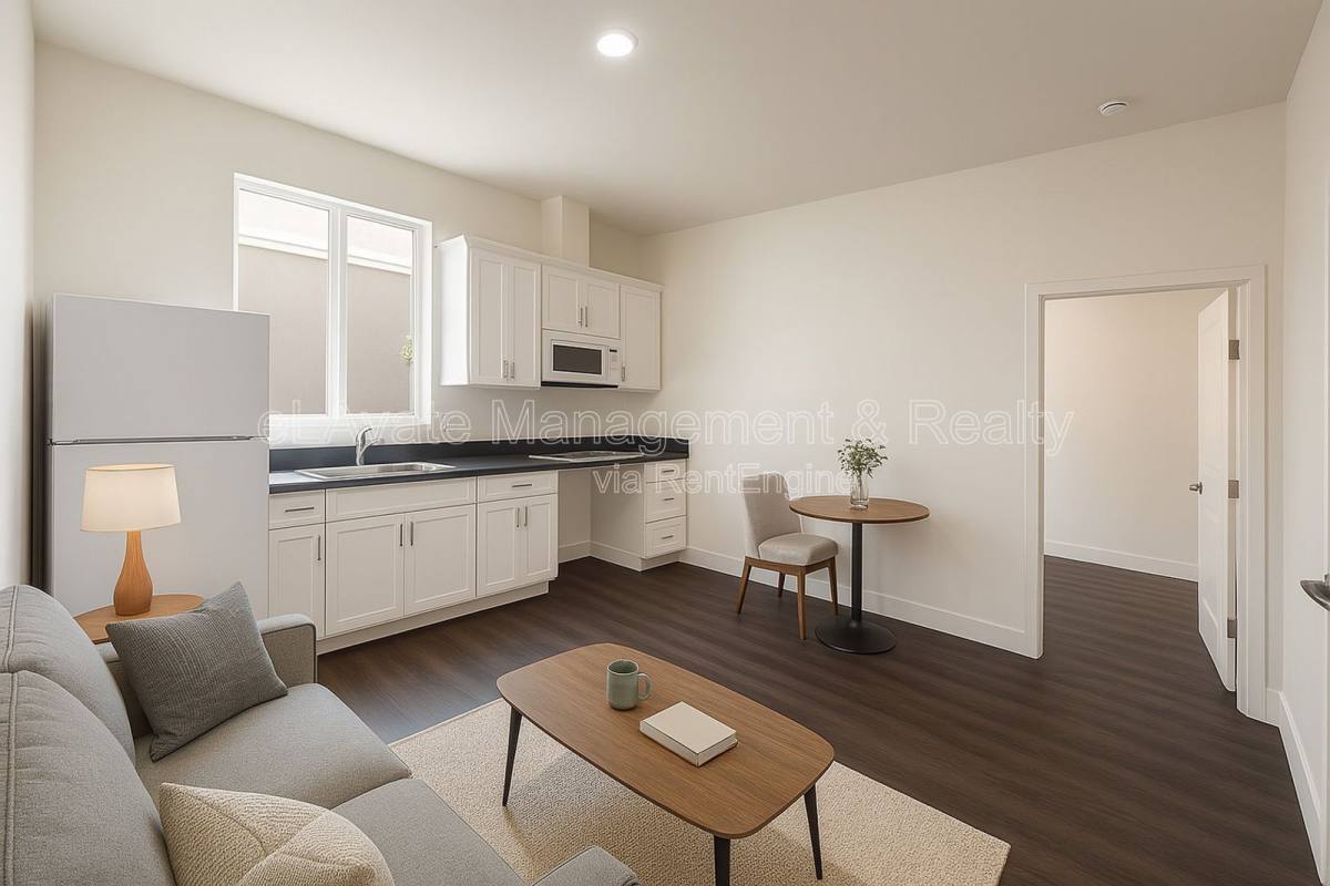 Apartment for rent at 11201 Main St #101, Los Angeles, CA 90061