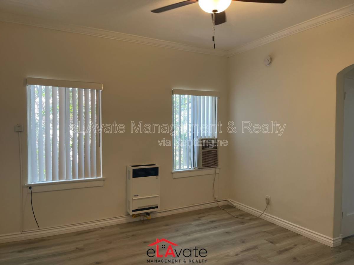 Apartment for rent at 832 S Fedora St #105, Los Angeles, CA 90005