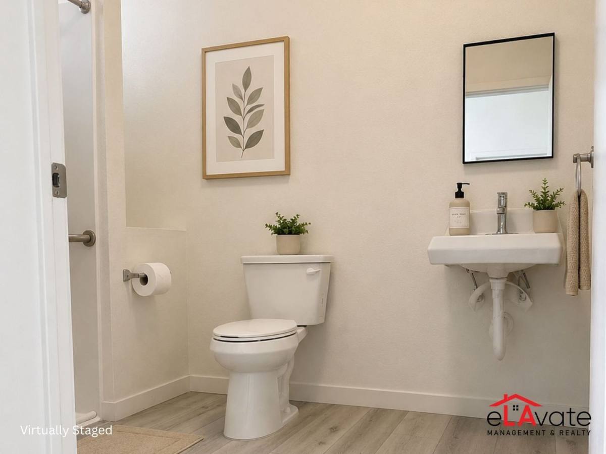 Apartment for rent at 1120 E 25th St #102, Los Angeles, CA 90011