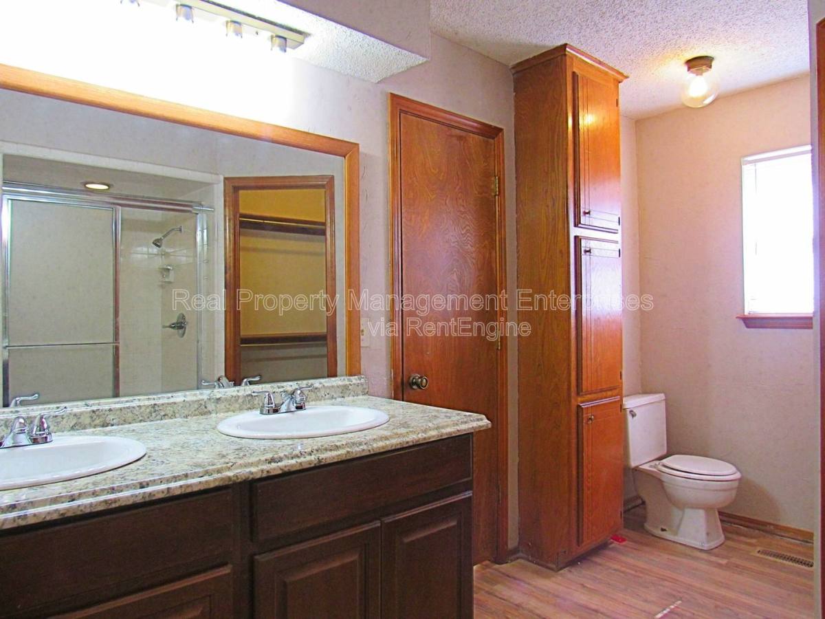 House for rent at 12400 Eric Field Place, Oklahoma City, OK 73142