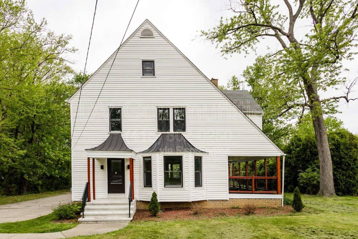 House for rent at 29396 Detroit Rd, Westlake, OH 44145