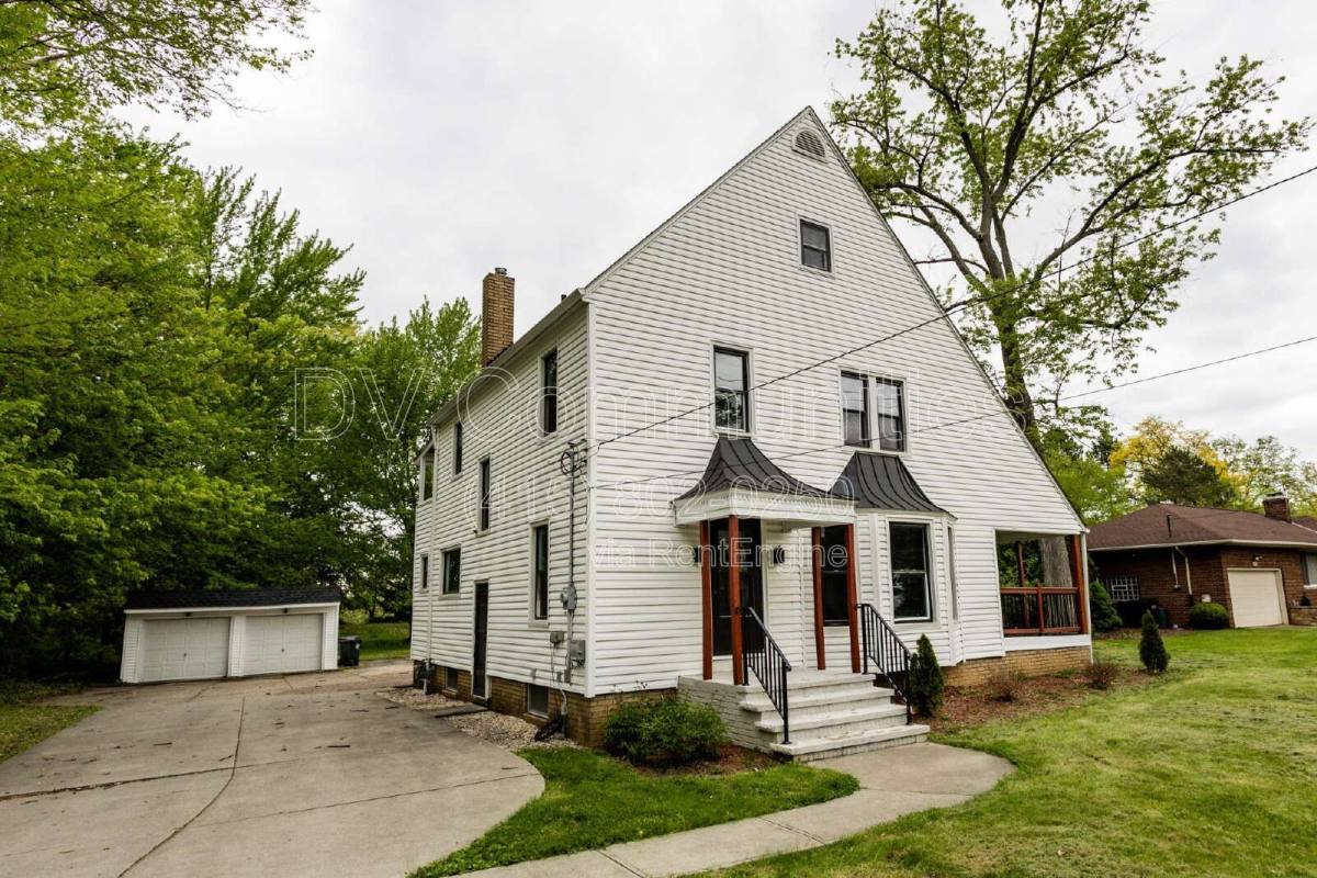 House for rent at 29396 Detroit Rd, Westlake, OH 44145