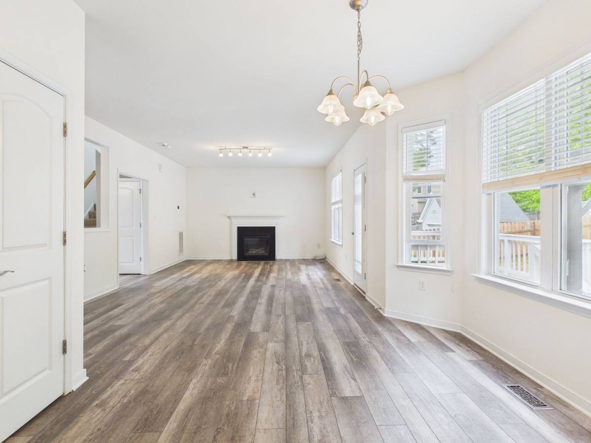 House for rent at 3015 Chislet Dr, Midlothian, VA 23112