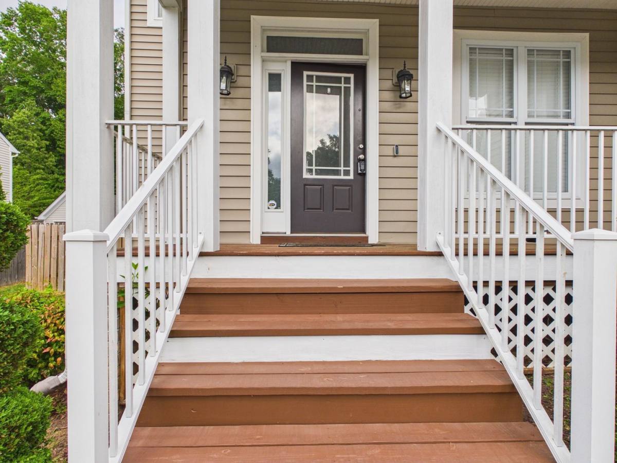 House for rent at 3015 Chislet Dr, Midlothian, VA 23112