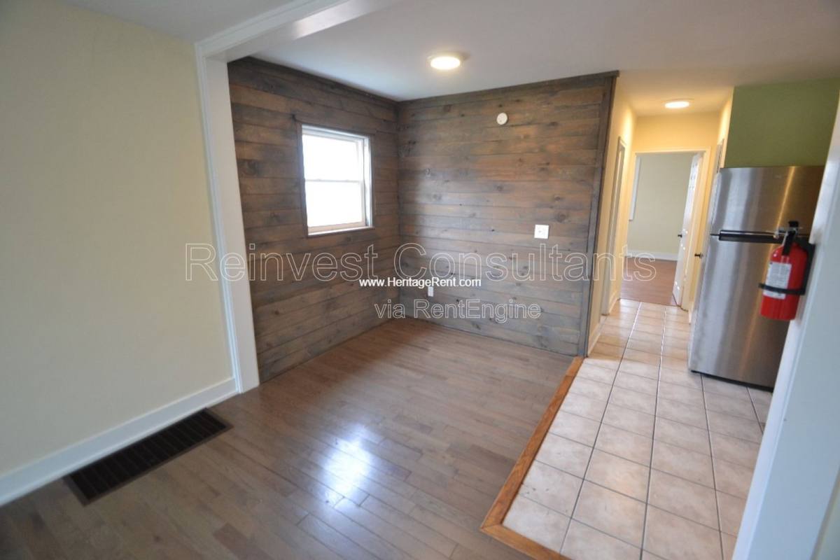 Apartment for rent at 6941 Mulberry St #3, Cincinnati, OH 45239