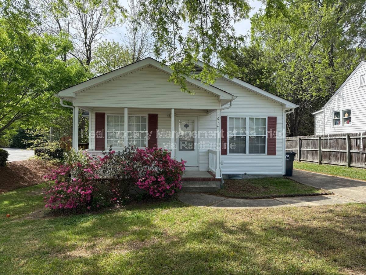 House for rent at 1014 Tuscaloosa St, Greensboro, NC 27406