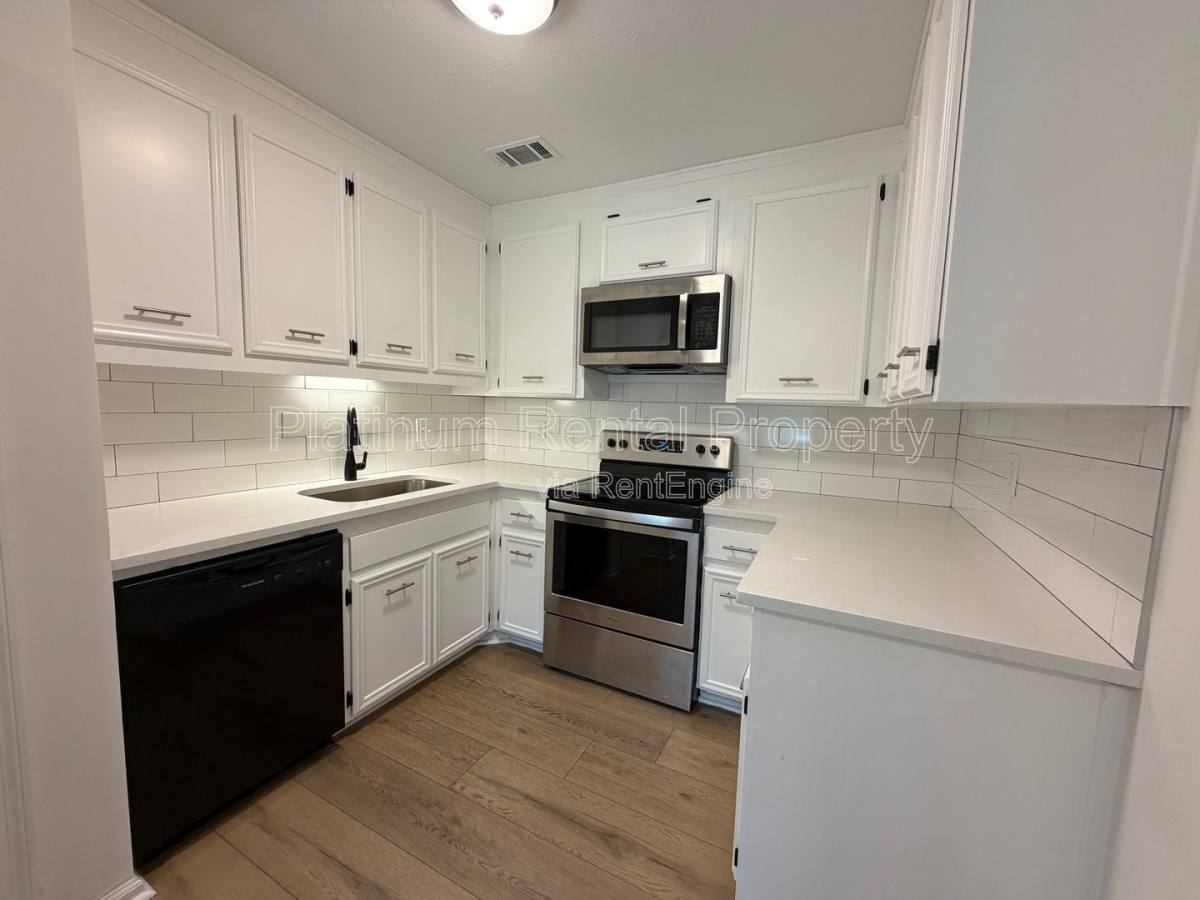 Condo for rent at 335 Winding River Dr #H, Atlanta, GA 30350