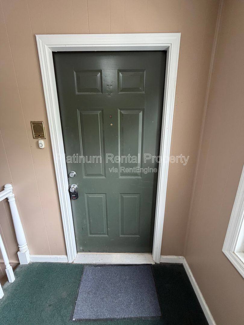Condo for rent at 335 Winding River Dr #H, Atlanta, GA 30350