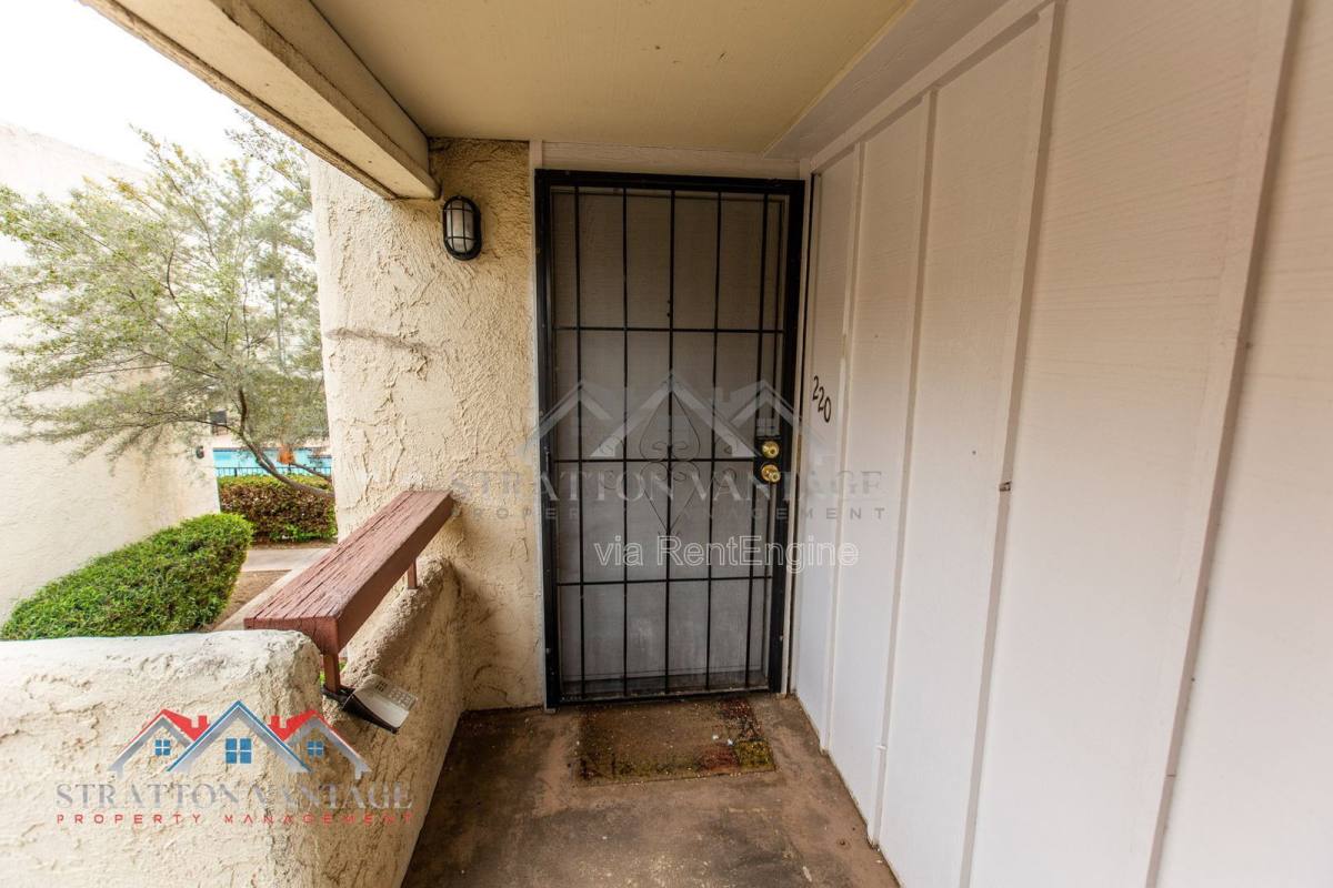 Condo for rent at 3828 N 32nd St #220, Phoenix, AZ 85018