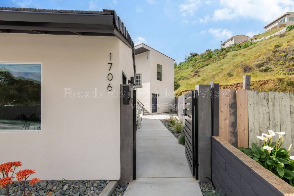Apartment for rent at 1710 Hanford Dr #1708 1, San Diego, CA 92111