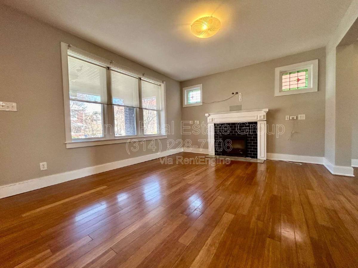 House for rent at 5804 Pershing Ave, Saint Louis, MO 63112