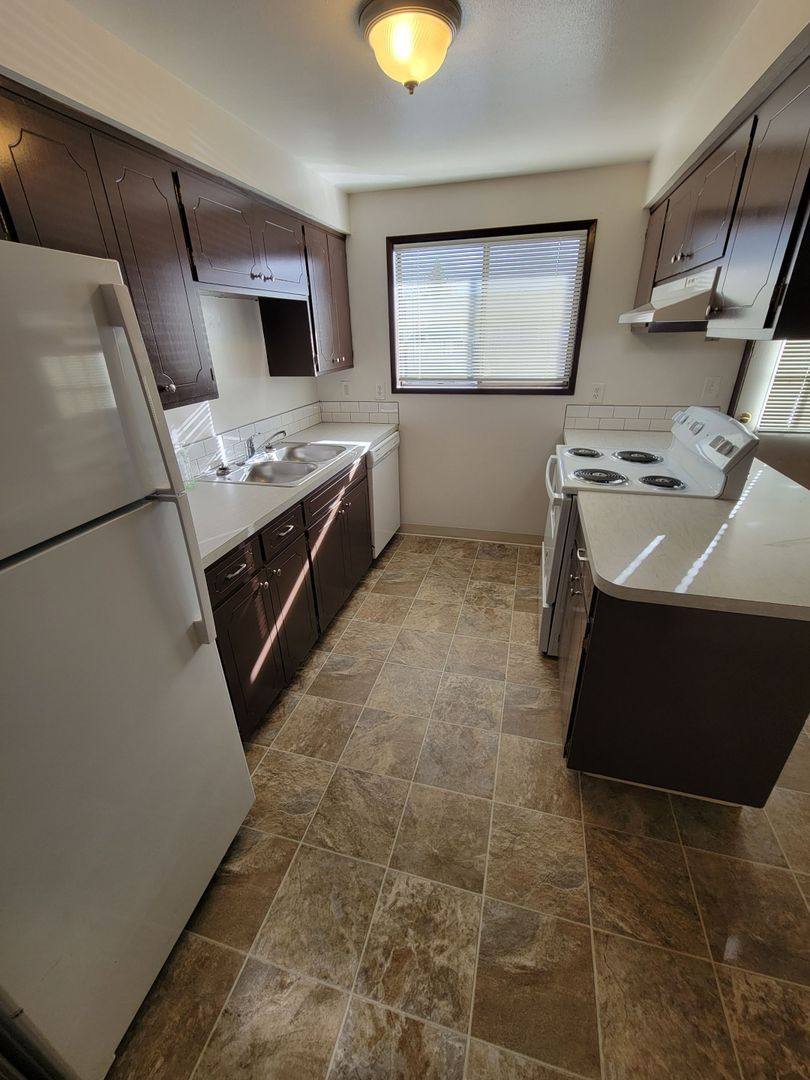 Apartment for rent at 730 Queen Ave SE #15, Albany, OR 97322