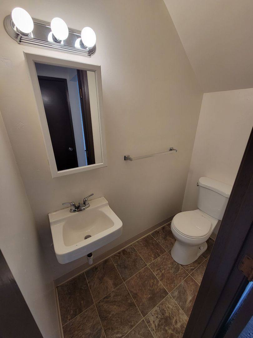Apartment for rent at 730 Queen Ave SE #15, Albany, OR 97322