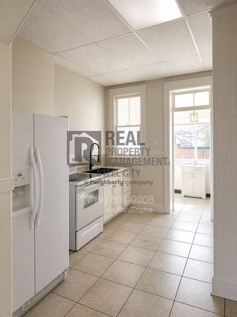 Apartment for rent at 212 W Evans Ave, Pueblo, CO 81004