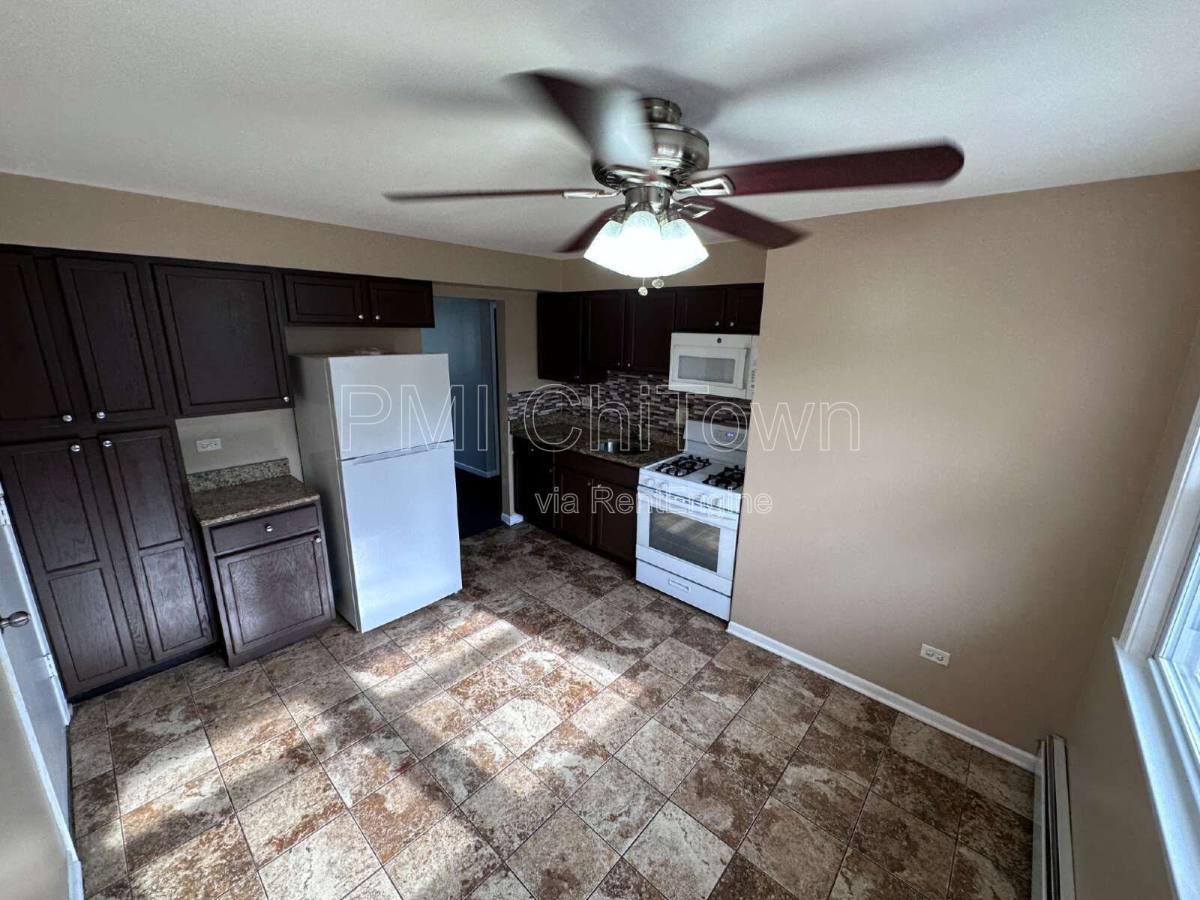 Apartment for rent at 14500 Cottage Grove Ave #3, Dolton, IL 60419
