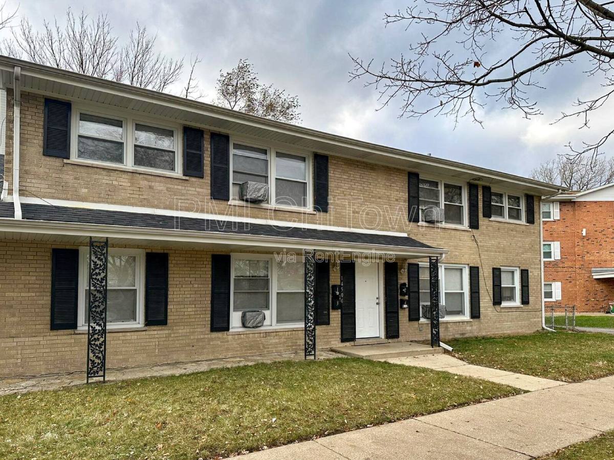 Apartment for rent at 14500 Cottage Grove Ave #3, Dolton, IL 60419