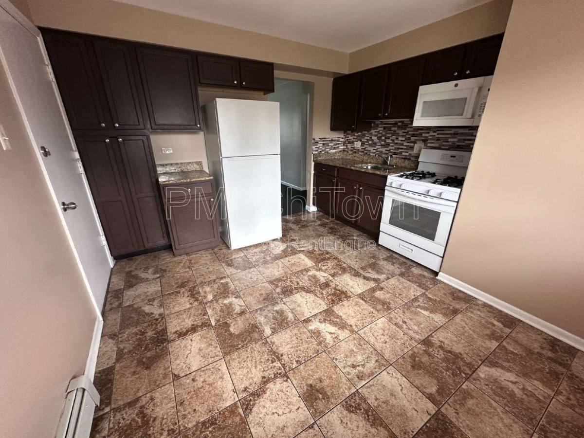 Apartment for rent at 14500 Cottage Grove Ave #3, Dolton, IL 60419
