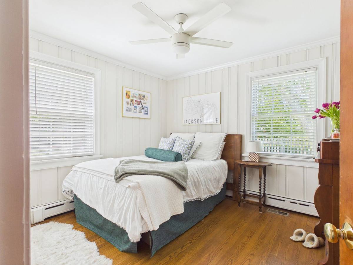 House for rent at 9609 University Blvd, Henrico, VA 23229