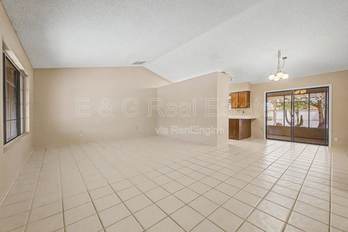 House for rent at 14222 W Yosemite Dr, Sun City West, AZ 85375