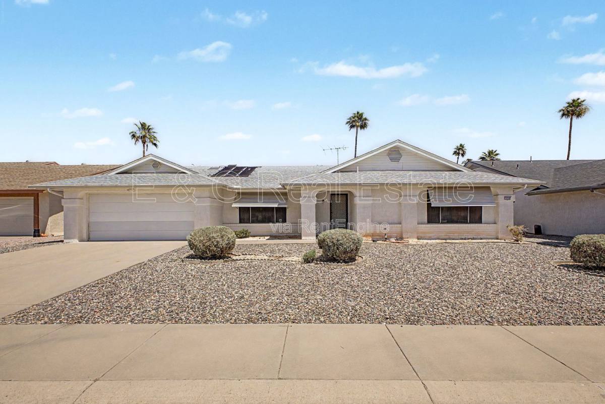 House for rent at 14222 W Yosemite Dr, Sun City West, AZ 85375