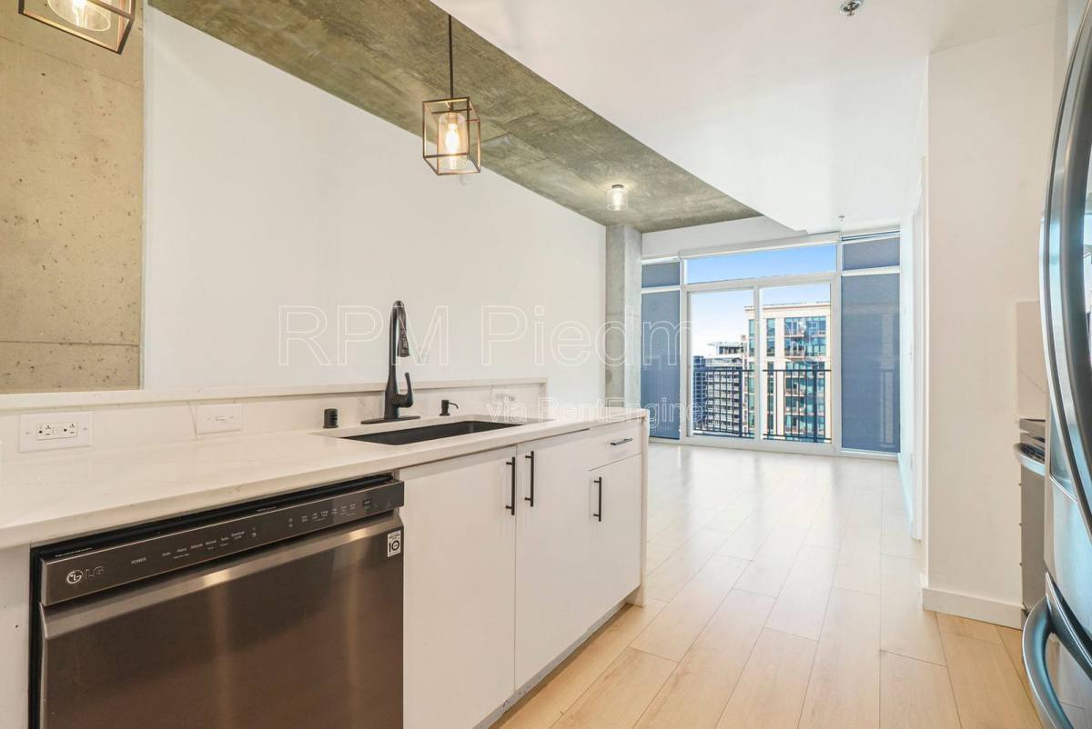 Apartment for rent at 250 Pharr Rd NE #2003, Atlanta, GA 30305