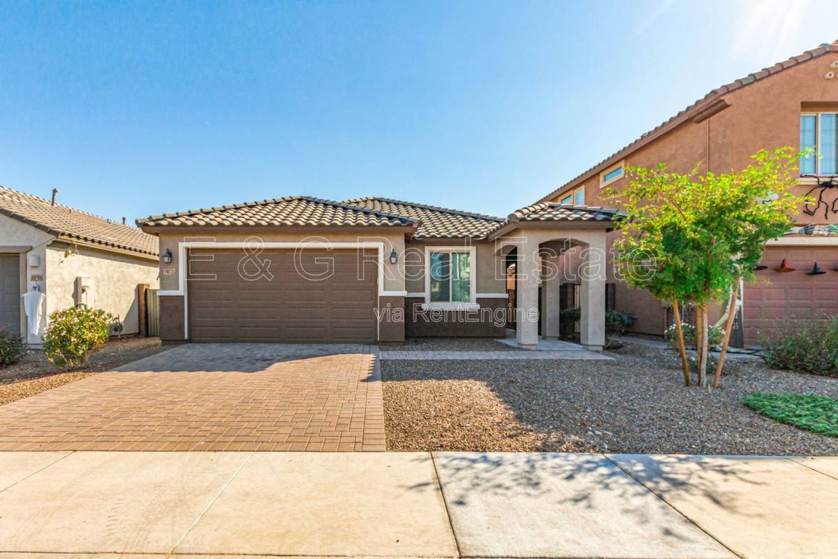 House for rent at 19725 W Rancho Dr, Litchfield Park, AZ 85340