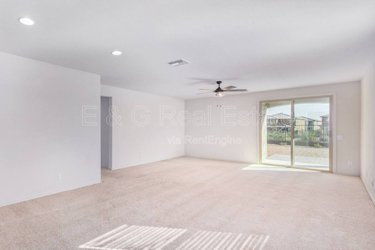 House for rent at 19725 W Rancho Dr, Litchfield Park, AZ 85340