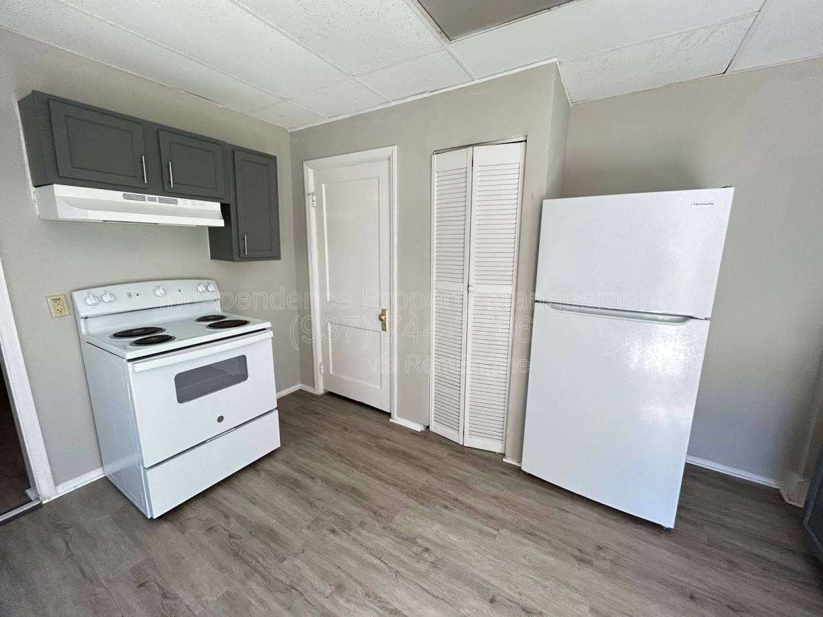 Apartment for rent at 2212 Calumet St #2, Cincinnati, OH 45219