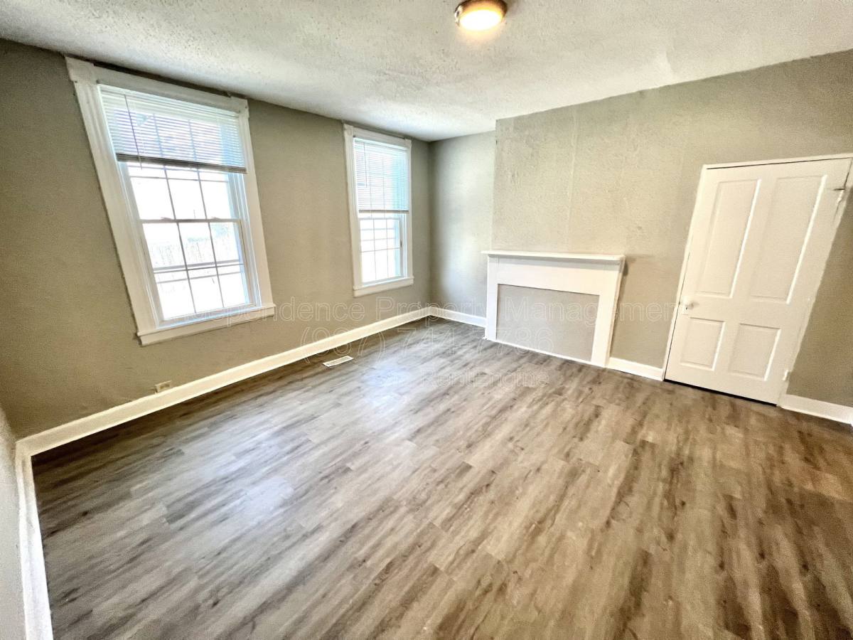 Apartment for rent at 2212 Calumet St #2, Cincinnati, OH 45219