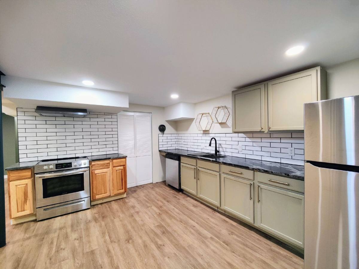 Apartment for rent at 7770 S Kit Carson Dr #2, Littleton, CO 80122