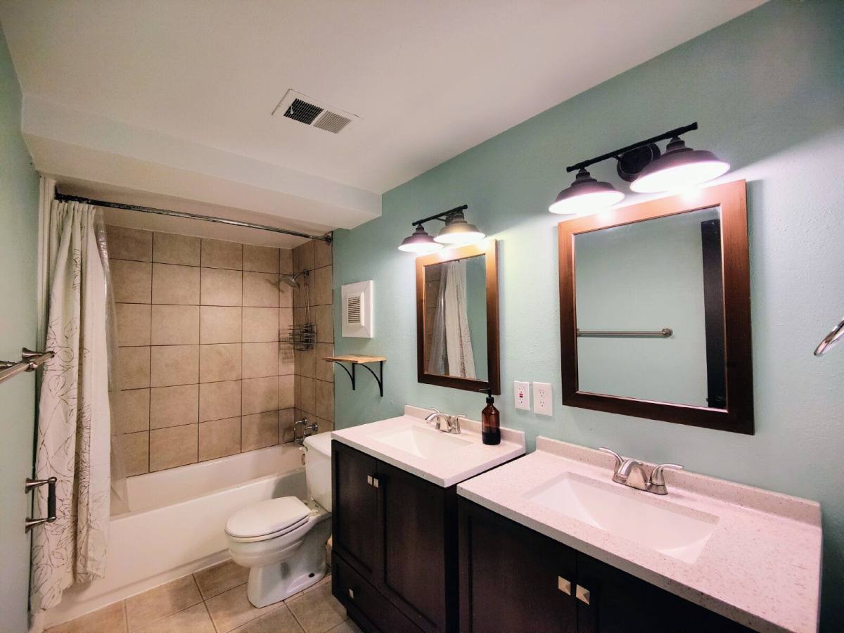 Apartment for rent at 7770 S Kit Carson Dr #2, Littleton, CO 80122