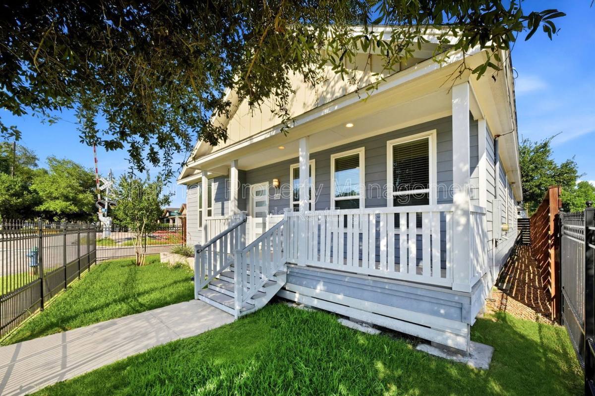 House for rent at 605 Dumble St, Houston, TX 77023