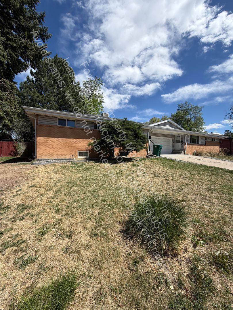 House for rent at 4450 Dover St, Wheat Ridge, CO 80033