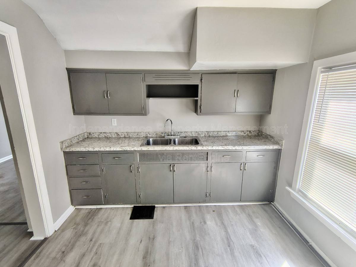 Apartment for rent at 1700 Florence St #A, Middletown, OH 45044