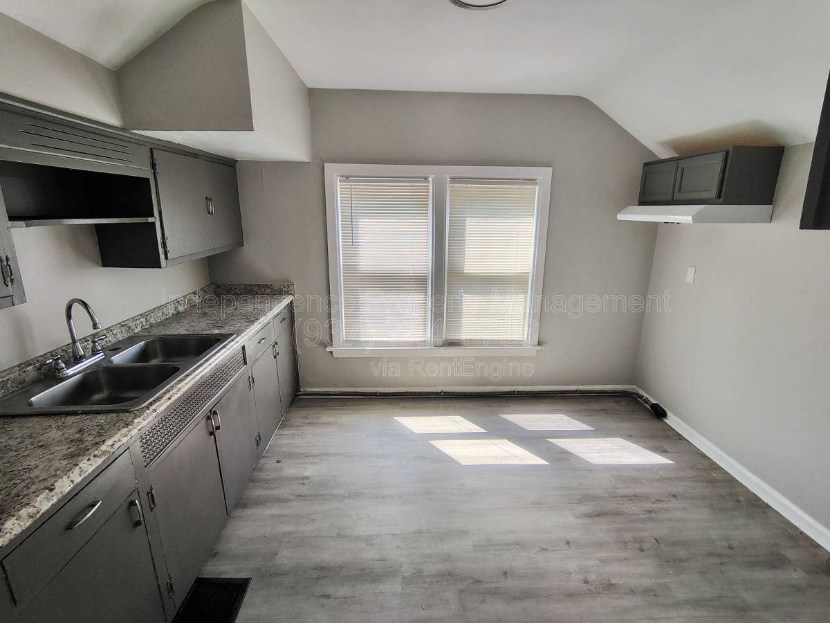 Apartment for rent at 1700 Florence St #A, Middletown, OH 45044