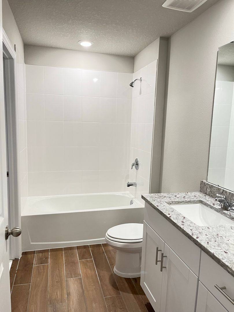 Townhouse for rent at 437 Legacy Loop, Davenport, FL 33896