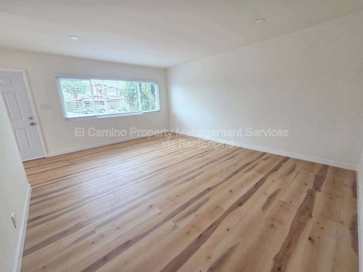 Apartment for rent at 3164 Pine Ave, Long Beach, CA 90807