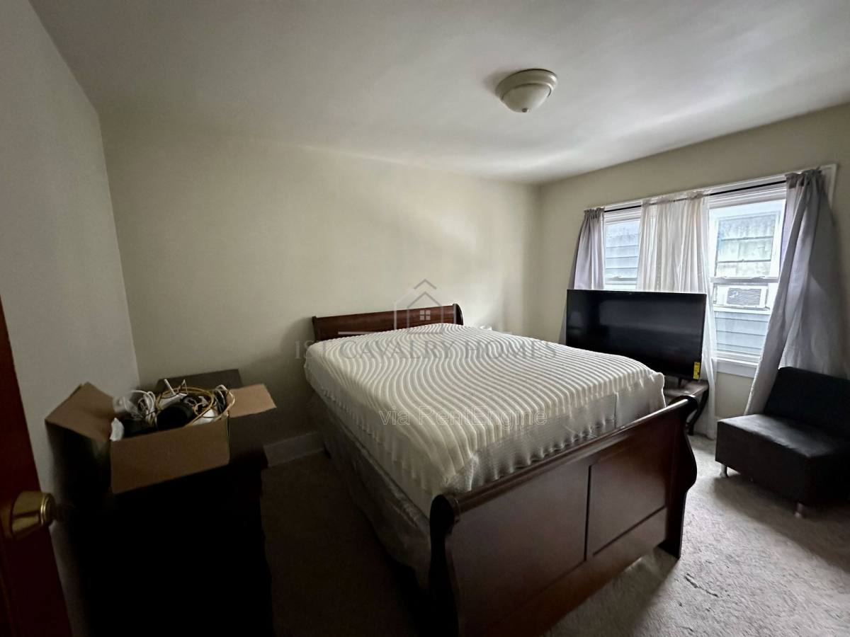 Apartment for rent at 783 E Exchange St #2nd, Akron, OH 44306