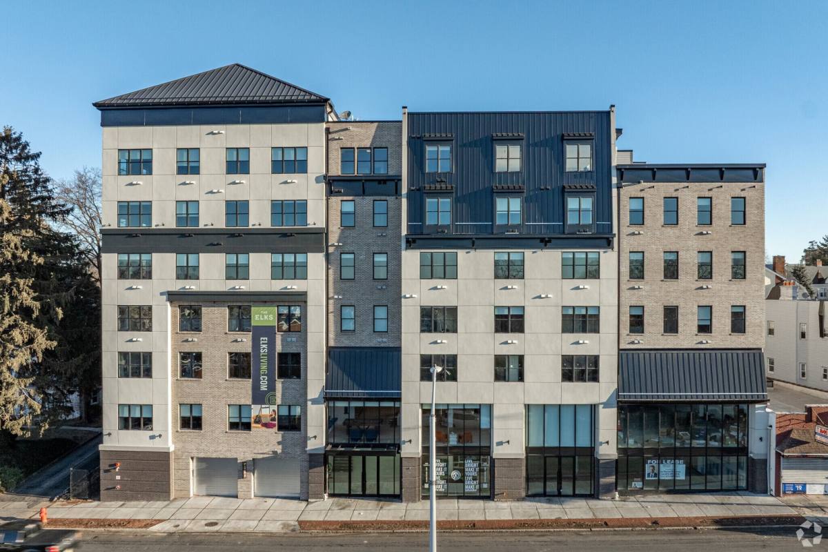 Apartment for rent at 475 Main St #705A, Orange, NJ 07050