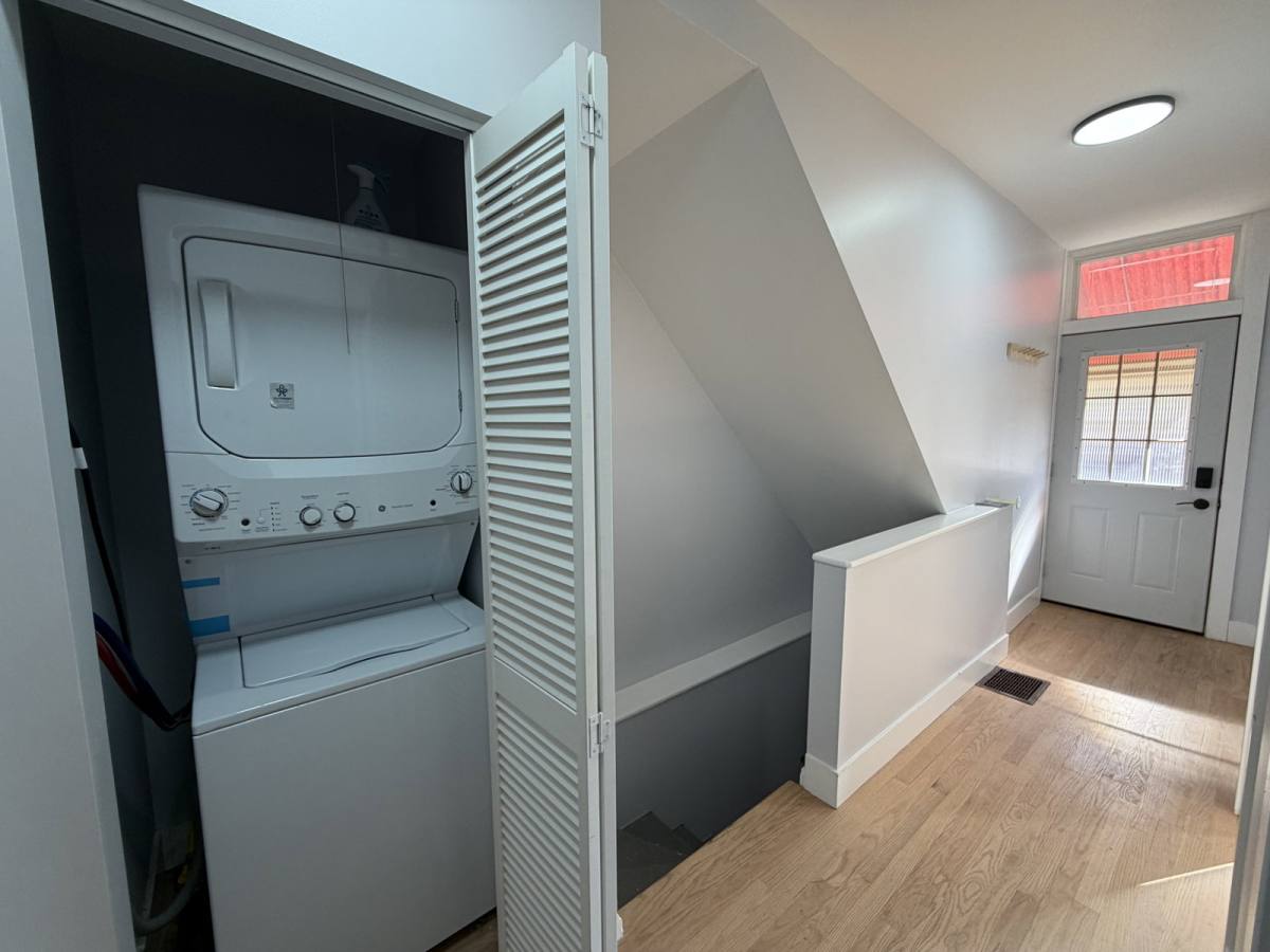 Apartment for rent at 932 N Richmond St, Chicago, IL 60622