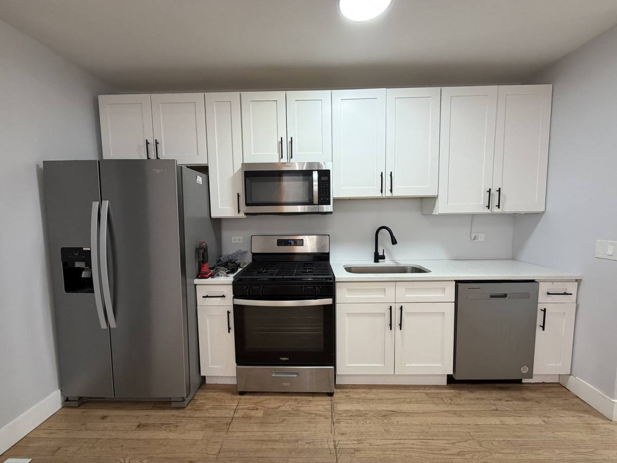 Apartment for rent at 932 N Richmond St, Chicago, IL 60622