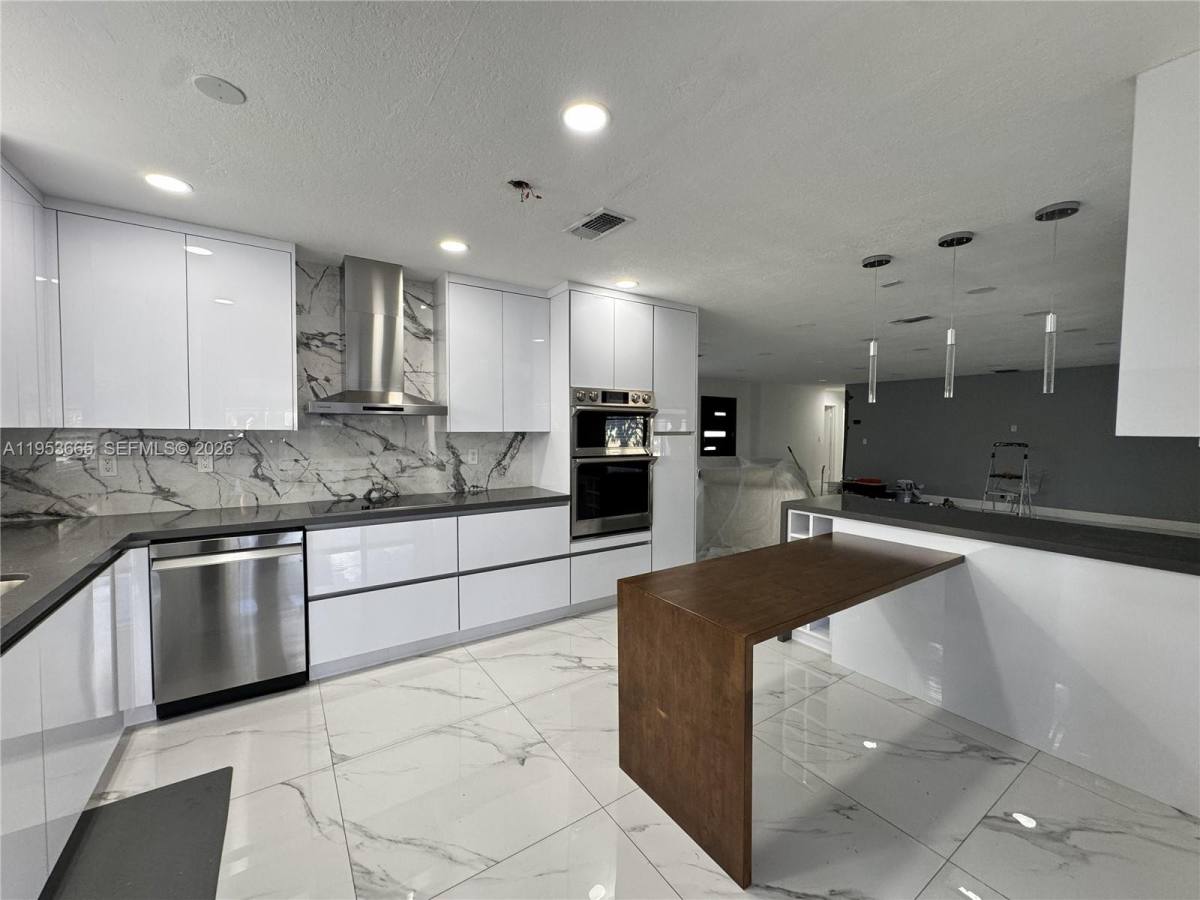 House for rent at 10394 Fairway Heights Blvd #O, Miami, FL 33157