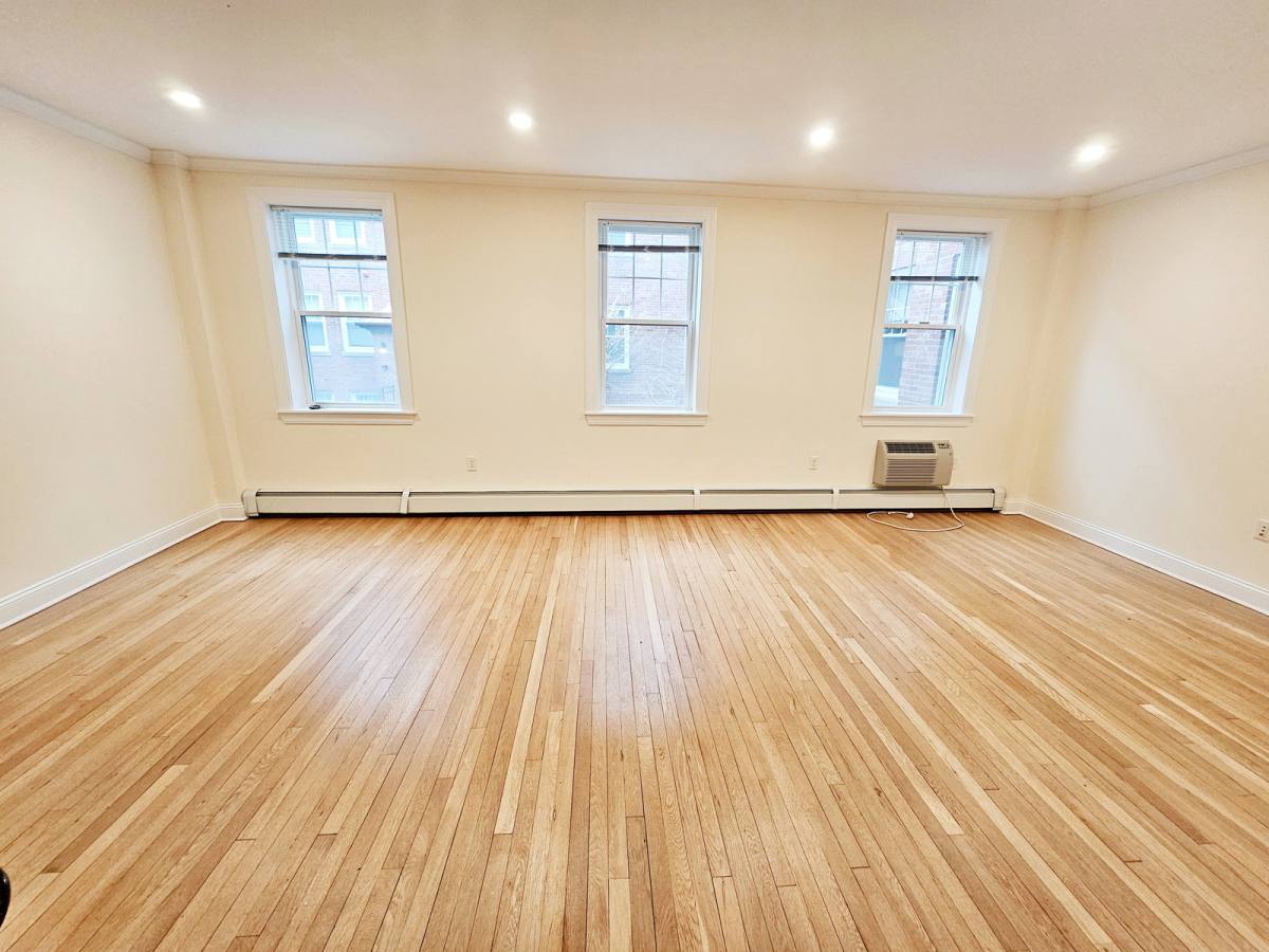 Apartment for rent at 34 Harris St #43, Brookline, MA 02446