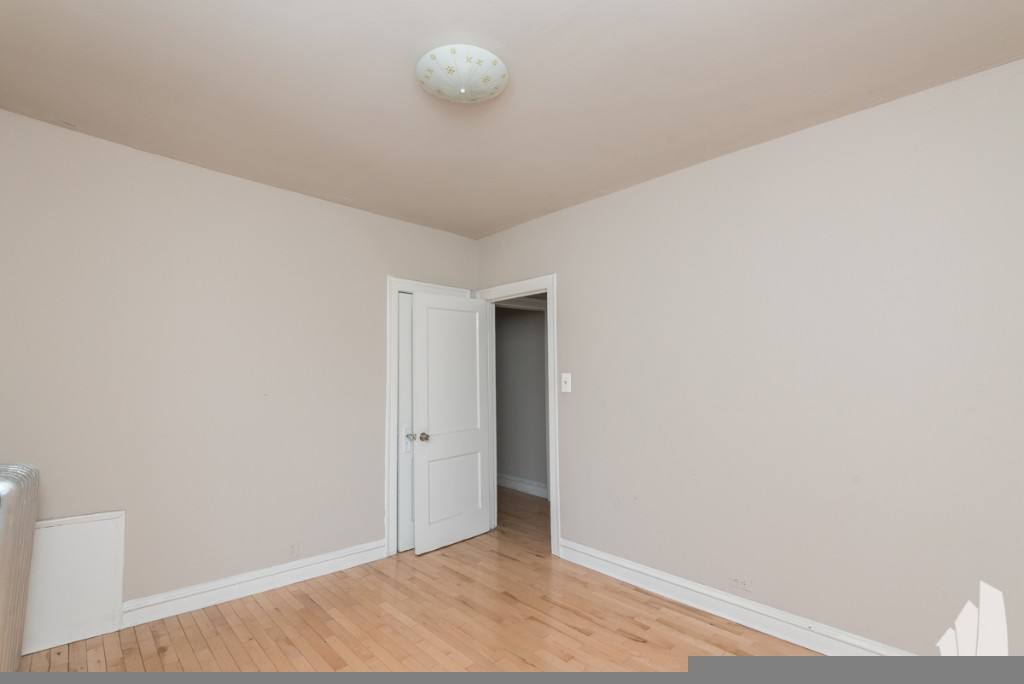 Apartment for rent at 5662 N Ridge Ave #62-2J, Chicago, IL 60660
