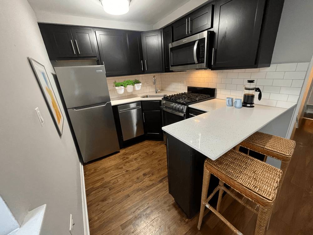 Apartment for rent at 525 W Oakdale Ave #418, Chicago, IL 60657