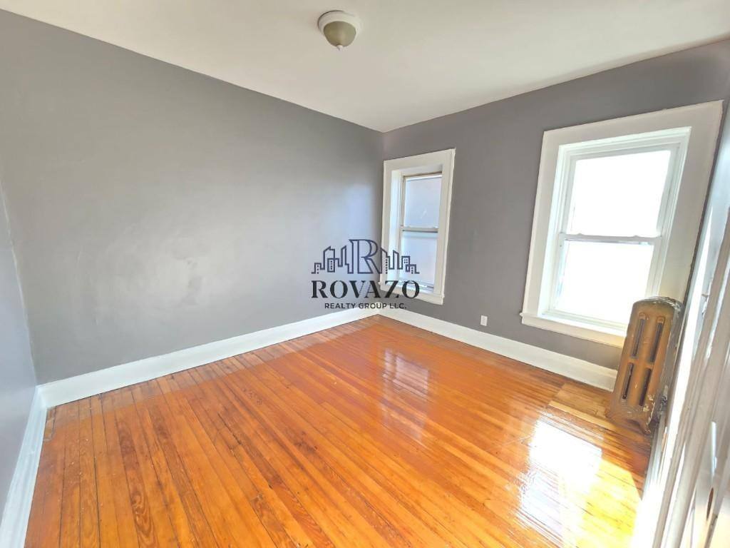 Apartment for rent at 323 Park Ave #9, Newark, NJ 07107