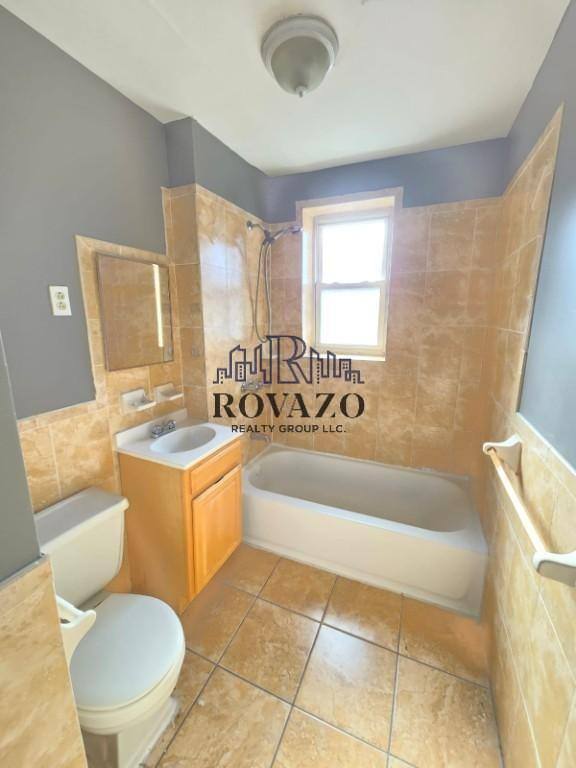 Apartment for rent at 323 Park Ave #9, Newark, NJ 07107