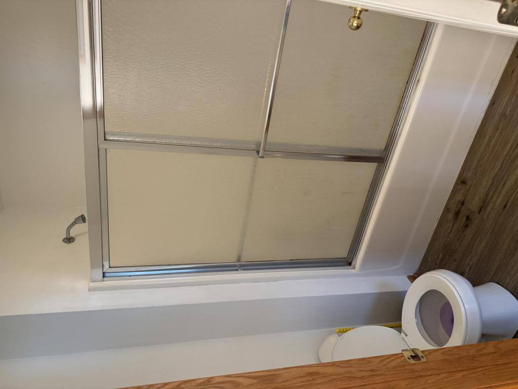 House for rent at 406 408 4th St NW, Altoona, IA 50009