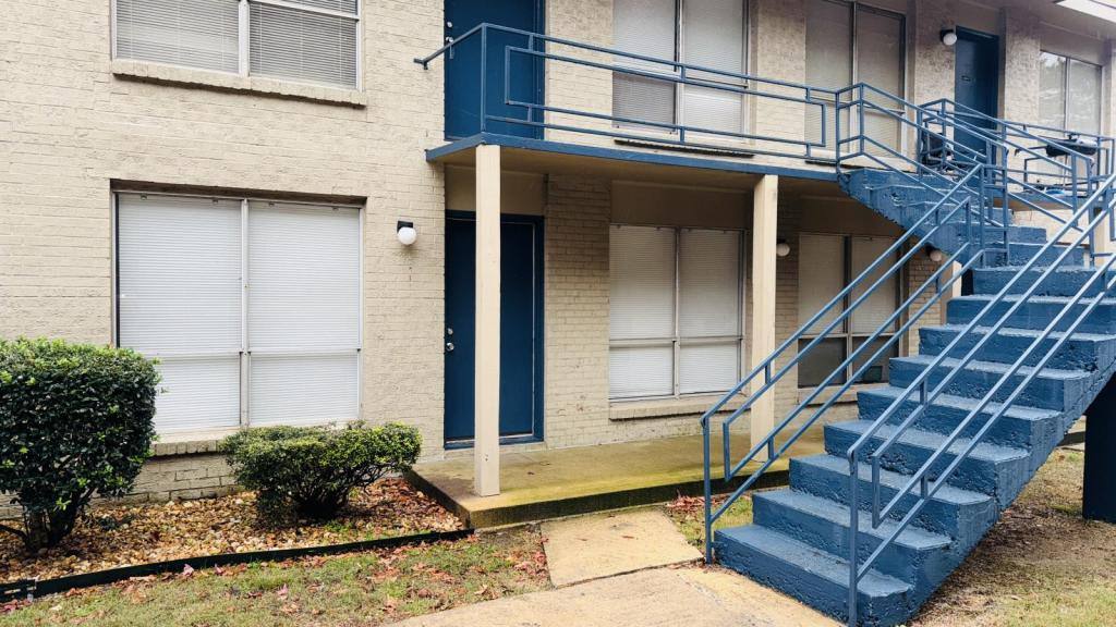 House for rent at 600 Sundale Dr, Birmingham, AL 35235